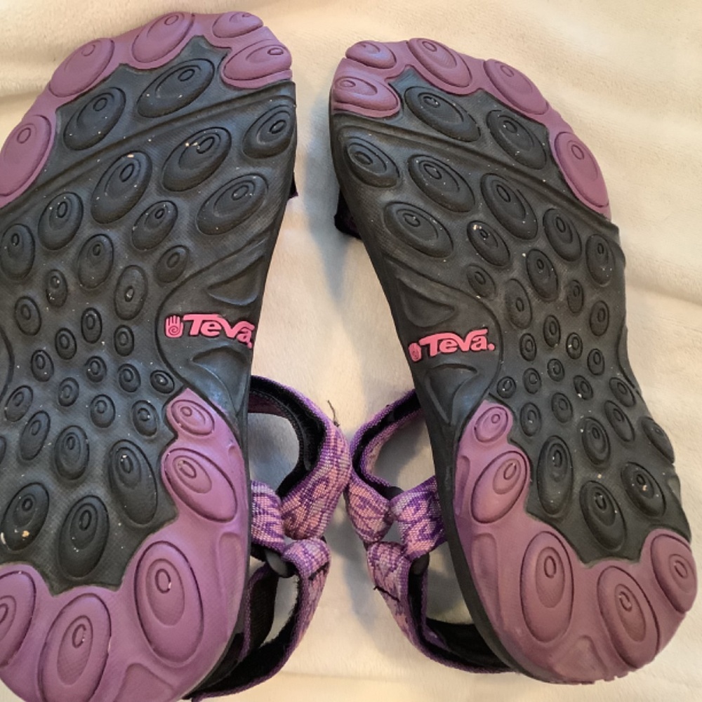 Teva Sandals - Picture 3 of 7
